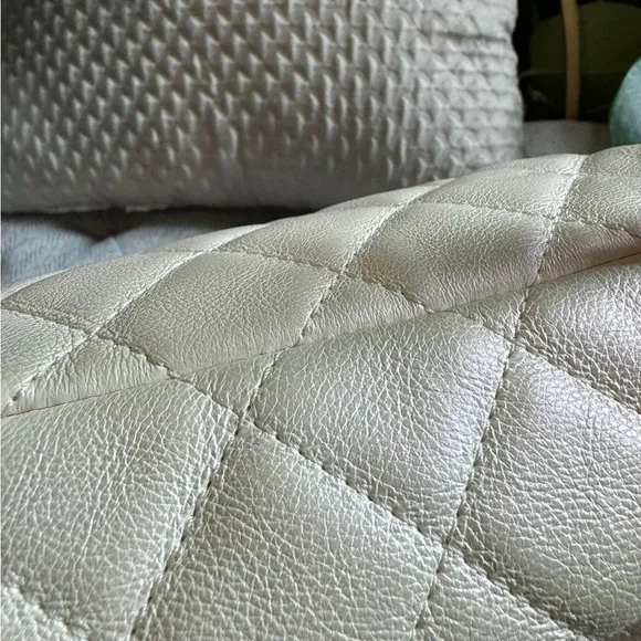 Price is FIRM✨Chanel All About Waist bumbag - Picture 10 of 16